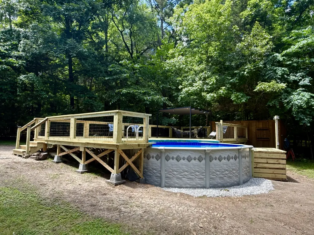 Photo 3 of 6