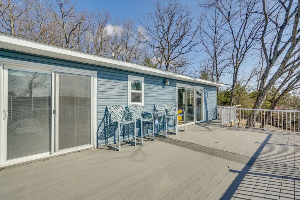 Photo 6 of 6