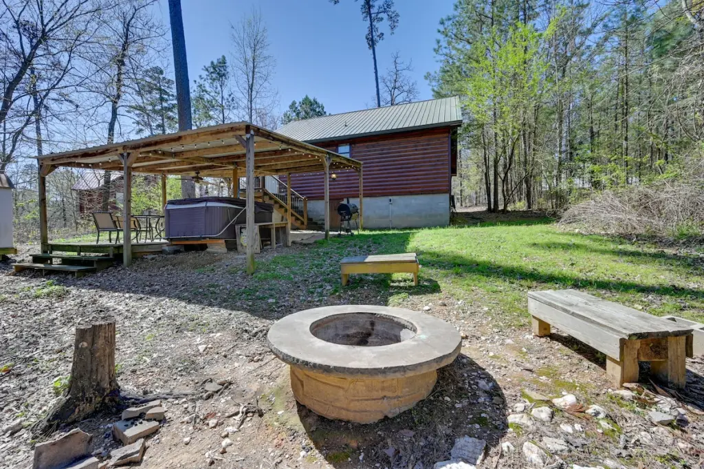 Photo 2 of 6